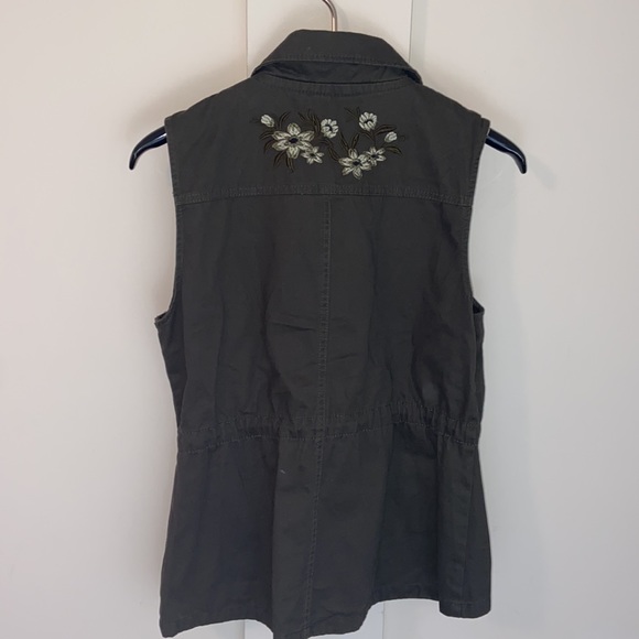 Ashley by 26 International Downtown Army Green Floral Embroidered Vest - Picture 6 of 6